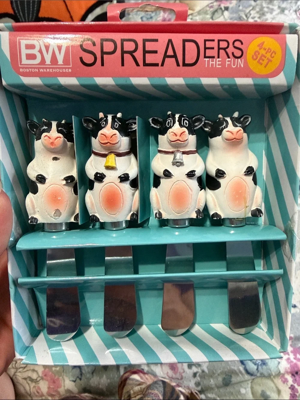 Boston Warehouse cow spreader